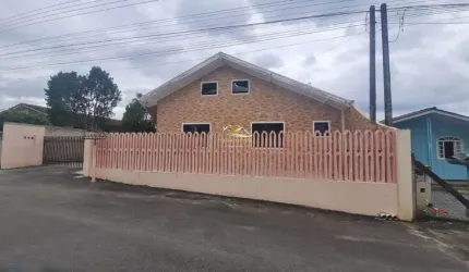 Casa com 3 quartos à venda na Rua Angelo Cequinel, 5510, Fazendinha, Campo Largo por R$ 750.000