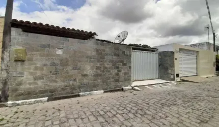 Casa com 3 dormitórios à venda por R$ 220.000,00 - Brasília - Feira de Santana/BA