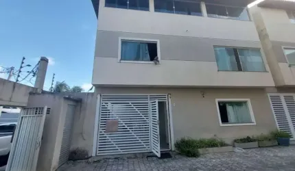 Condomínio Rota do Sol, com apenas 10 casas e a menos de 200 metros do mar.