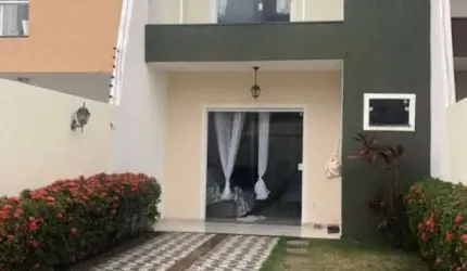 casa individual - 3 Suítes em Ipitanga
