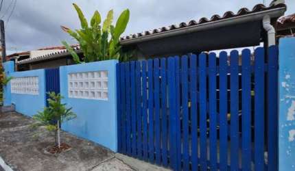 Casa Térrea dentro de Condomínio Fechado.