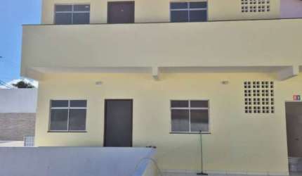 Apartamento tipo Studio, 400 metros da praia de Ipitanga.