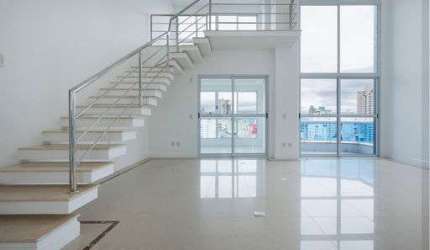 Imperdível oportunidade: Apartamento com 3 quartos, 3 suítes e 252,36 m² no Centro de Balneário Camboriú-SC!