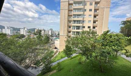 Apartamento à venda em Camboriú-SC, Tabuleiro: 2 quartos, 1 suíte, 2 salas, 2 banheiros, 1 vaga, 71,60m². Venha conhecer!