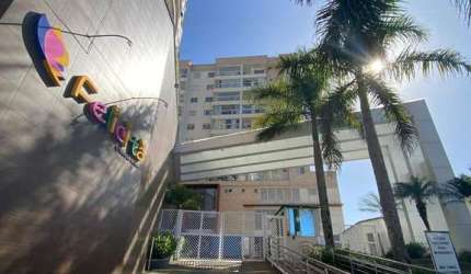 Imóvel exclusivo à venda em Camboriú-SC, bairro Tabuleiro: 2 quartos, 1 suíte, 1 sala, 2 banheiros, 2 vagas de garagem, 206,06 m².