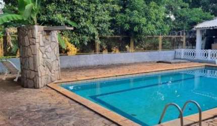 Rancho à venda em Jardinópolis-SP, Bairro Boa Sorte: 3 quartos, 2 suítes, 1 sala, 3 banheiros, 6 vagas, 300m².