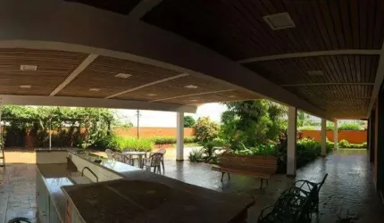 Oportunidade: Casa à venda no Jardim Sumaré, Zona Sul de Ribeirão Preto-SP. 5 quartos, 2 suítes, 4 salas, 6 banheiros, 6 vagas de garagem, 880m². Quer Imóvel Negócios Imobiliários.