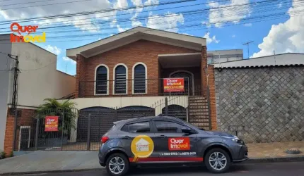 Imperdível oportunidade! Casa à venda em Ribeirão Preto-SP, Jardim Palma Travassos, 3 quartos, 2 suítes, 3 salas, 4 banheiros, 4 vagas, 254m².