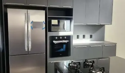 Casa em Condomínio de Alto Padrão no Residencial Alto do Castelo, Ribeirão Preto-SP  3 quartos, 3 suítes, 2 salas, 5 banheiros, 4 vagas de garagem  225,00 m²  Quer Imóvel Negócios Imobiliários