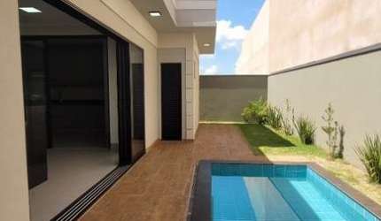 Casa de alto padrão no Condomínio Quinta dos Ventos em Ribeirão Preto-SP  3 suítes, 2 salas, 5 banheiros, 4 vagas  202m²  Quer Imóvel Negócios Imobiliários