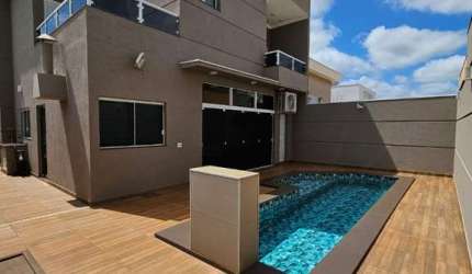 Casa de Luxo em Condomínio à Venda em Cravinhos-SP - Jardim das Acácias  3 quartos, 3 suítes, 2 salas, 4 banheiros, 4 vagas - 240,55m².
