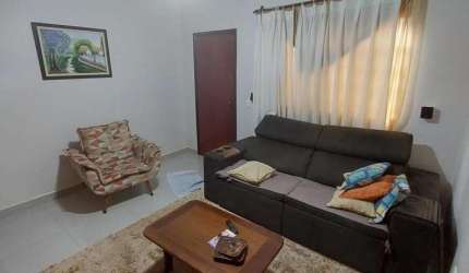 Casa à venda em Ribeirão Preto-SP, Jardim Piratininga: 3 quartos, 1 suíte, 1 sala, 2 banheiros, 2 vagas, 115m²  Quer Imóvel Negócios Imobiliários.