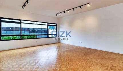 Apartamento reformado no Jardim Paulista