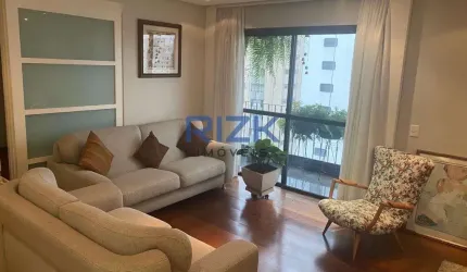 Apartamento a venda na Aclimação.