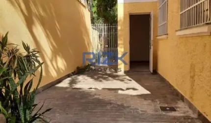 Casa para venda ou locação na Aclimação.