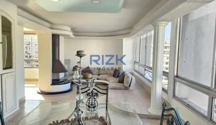 Cobertura Triplex à venda na Aclimação.