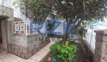 Sobrado  à 600 metros do Parque da Aclimação
