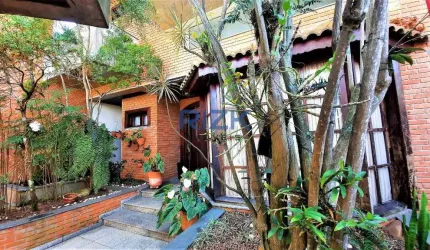 Mansão a venda no Jardim Hollywood