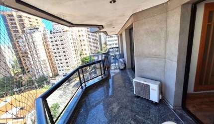 Área nobre do bairro com vista para o Parque