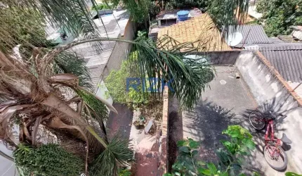 Terreno com 3 casas para venda na Vila Monumento