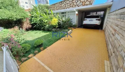 Casa térrea com terreno de 364 m²