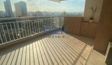 Apartamento com Varanda Gourmet