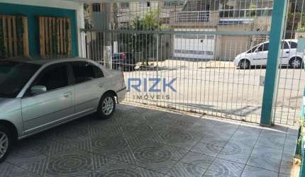 Sobrado à venda com 300 m2 e 3 dorms na Aclimação