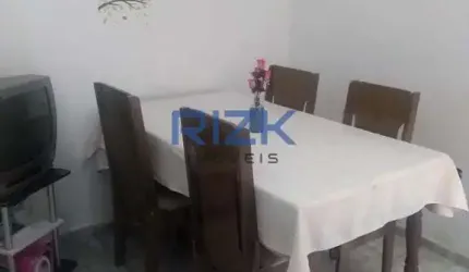 Sobrado bem localizado