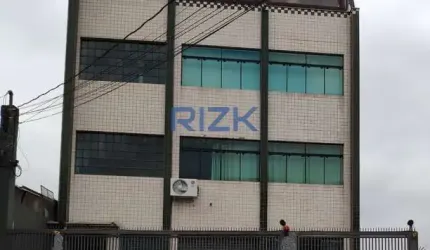 Prédio Comercial próximo ao metro