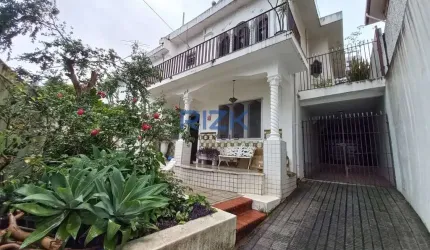 Casa 4 dormitórios Liberdade