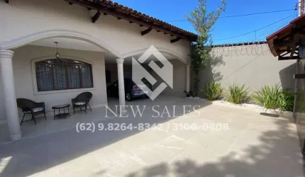 Excelente casa com  piscina no  jardim  Santo  Antônio