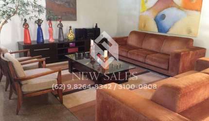Linda casa com 800m², 5 suítes - Aldeia do Vale