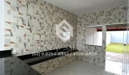 Casa com 3 Quartos sendo 1 Suíte - Área Gourmet com Lavabo
