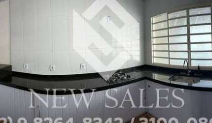 Vendo Ótima Casa no Jardim Nova Esperança 3 Quartos sendo 1 Suíte