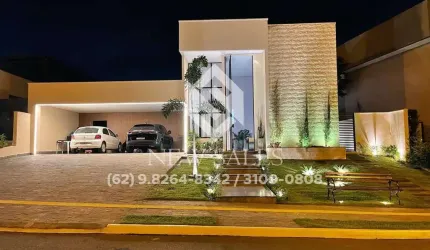 Casa de Alto Padrão / Toda Mobiliada, com 256 m² área construída