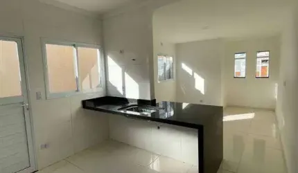 OPORTUNIDADE, SOBREPOSTA NO PORCELANATO, CONDOMINIO COM SÓ 2 CASAS VEM VER, FINANCIA!!