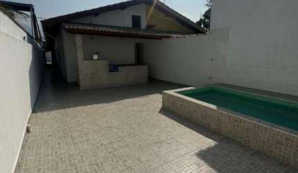 Linda Casa Térrea com Churrasqueira e Piscina no Flórida! Financia!