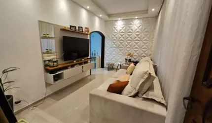 Linda Casa Térrea com 2 dorms 2 vagas - Mobiliada e Financia!