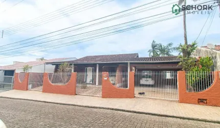 Casa com 4 dormitórios para alugar, 372 m² por R$ 8.063,07/mês - Vila Nova - Blumenau/SC