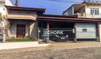 Casa com 4 dormitórios à venda, 189 m² por R$ 700.000,00 - Asilo - Blumenau/SC