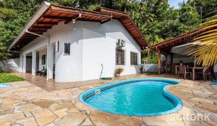 Casa com 4 dormitórios à venda, 284 m² por R$ 890.000,00 - Tribess - Blumenau/SC