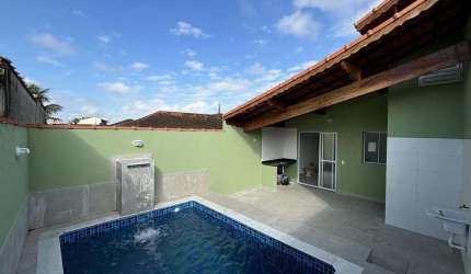 Casa nova à venda em Mongaguá, Jussara, com 2 dorms Aceita financiamento bancário!