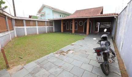 Casa à venda em Mongaguá, Balneário Flórida Mirim, com 4 quartos, com 196.68 m²