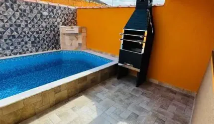 Sobrado à venda em Itanhaém, null, com 2 suítes, com 80 m²