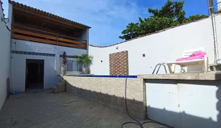 Sobrado à venda em Mongaguá, Jussara, com 97.4 m²