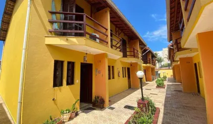 Sobrado à venda em Mongaguá, Vila Atlântica, com 1 suíte, com 75 m²