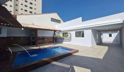 Casa a venda em Mongaguá lado praia!  02 dorms, piscina e edicula com 1 suite