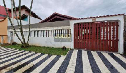 Casa Espetacular à Venda em Mongaguá – 3 Dormitórios, Quintal Amplo e Financiamento!!