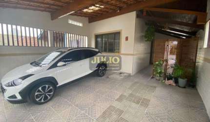Casa à venda em Mongaguá, Vila Anhanguera, com 4 quartos (1 suíte)
