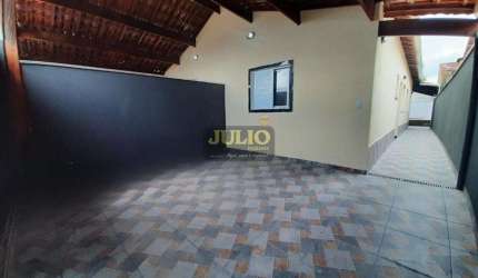 ✅ Casa à Venda em Agenor de Campos, Mongaguá — 2 Dormitórios, Suíte, Piscina e Churrasqueira!